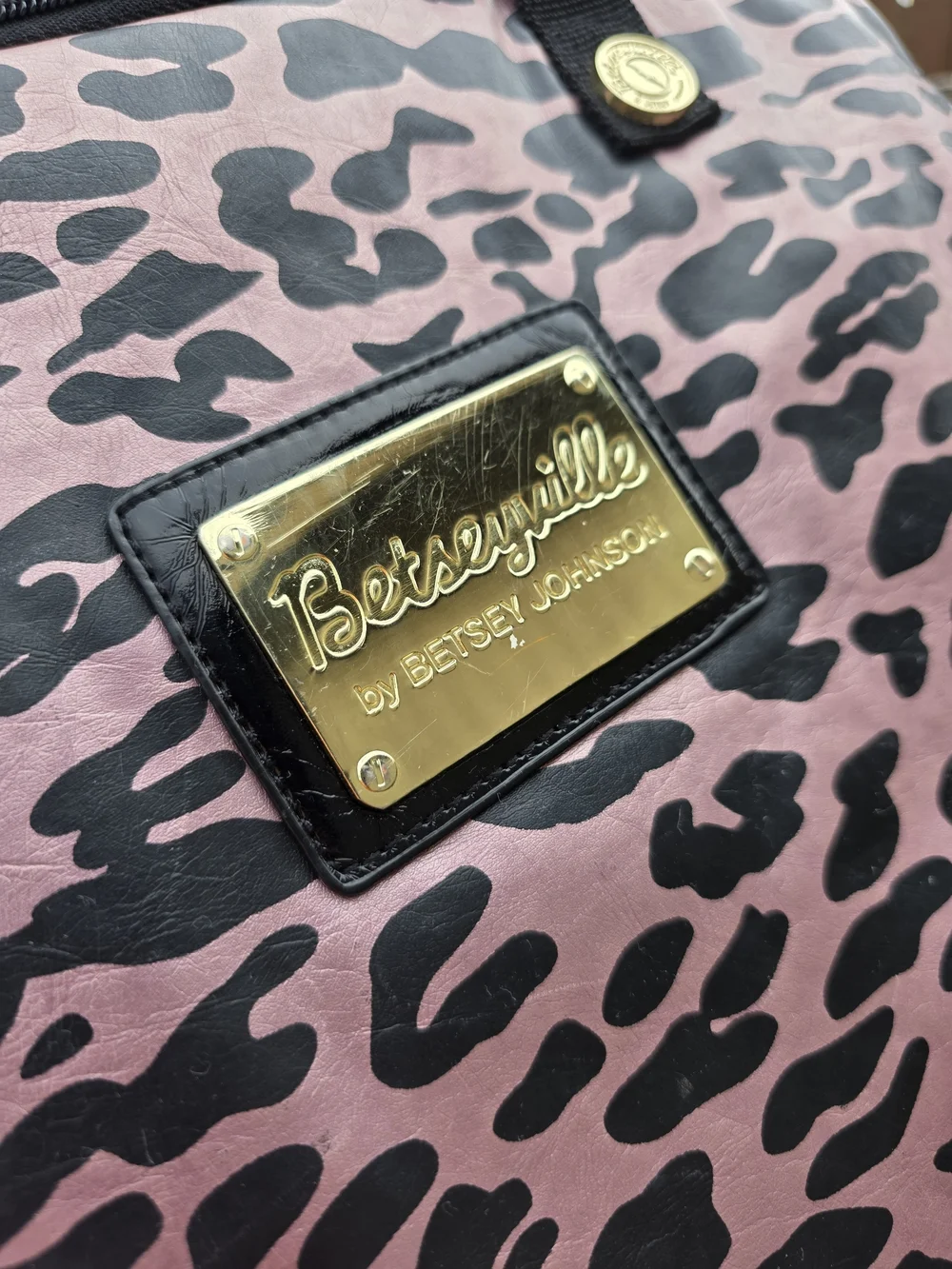 Betseyville Betsey Johnson Pink Leopard Laptop Bag Gold Plate Lightning Charm